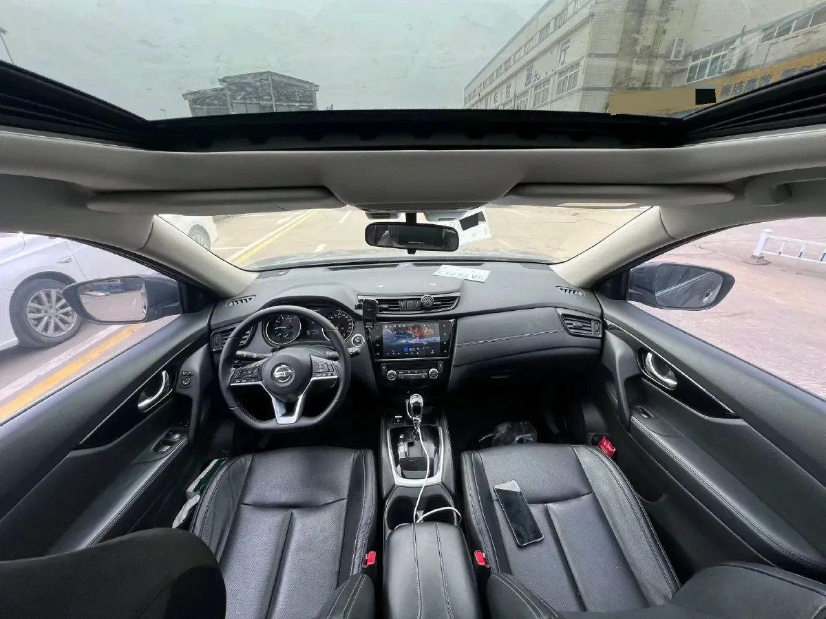 2021 Nissan X-Trail 2.0L 151HP L4 CVT,autocango,china used car exporter,china ev exporter,chinese used car exporter,chinese used ev exporter