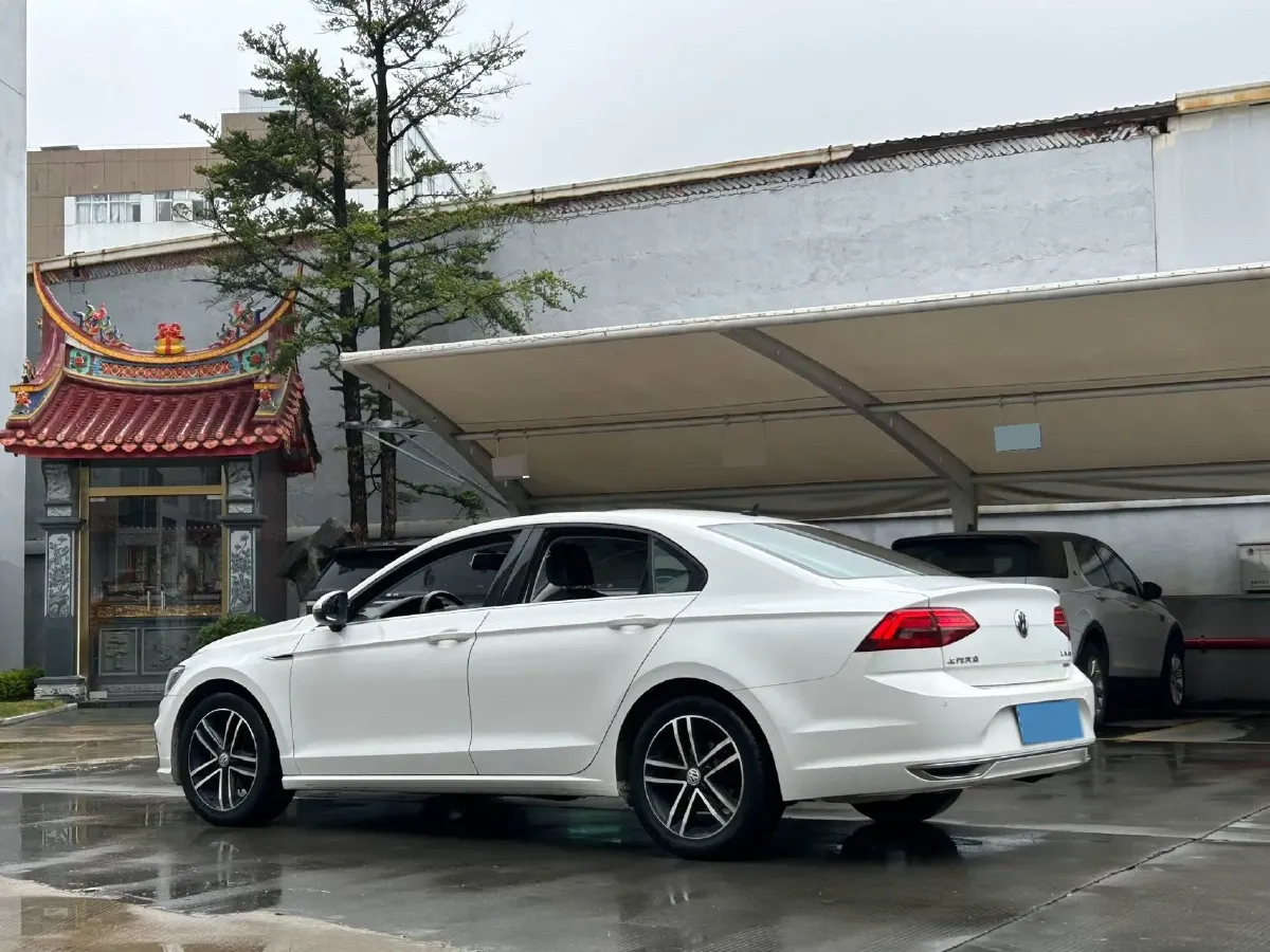2019 Volkswagen Passat 1.4T 150HP L4 7DCT,autocango,china used car exporter,china ev exporter,chinese used car exporter,chinese used ev exporter