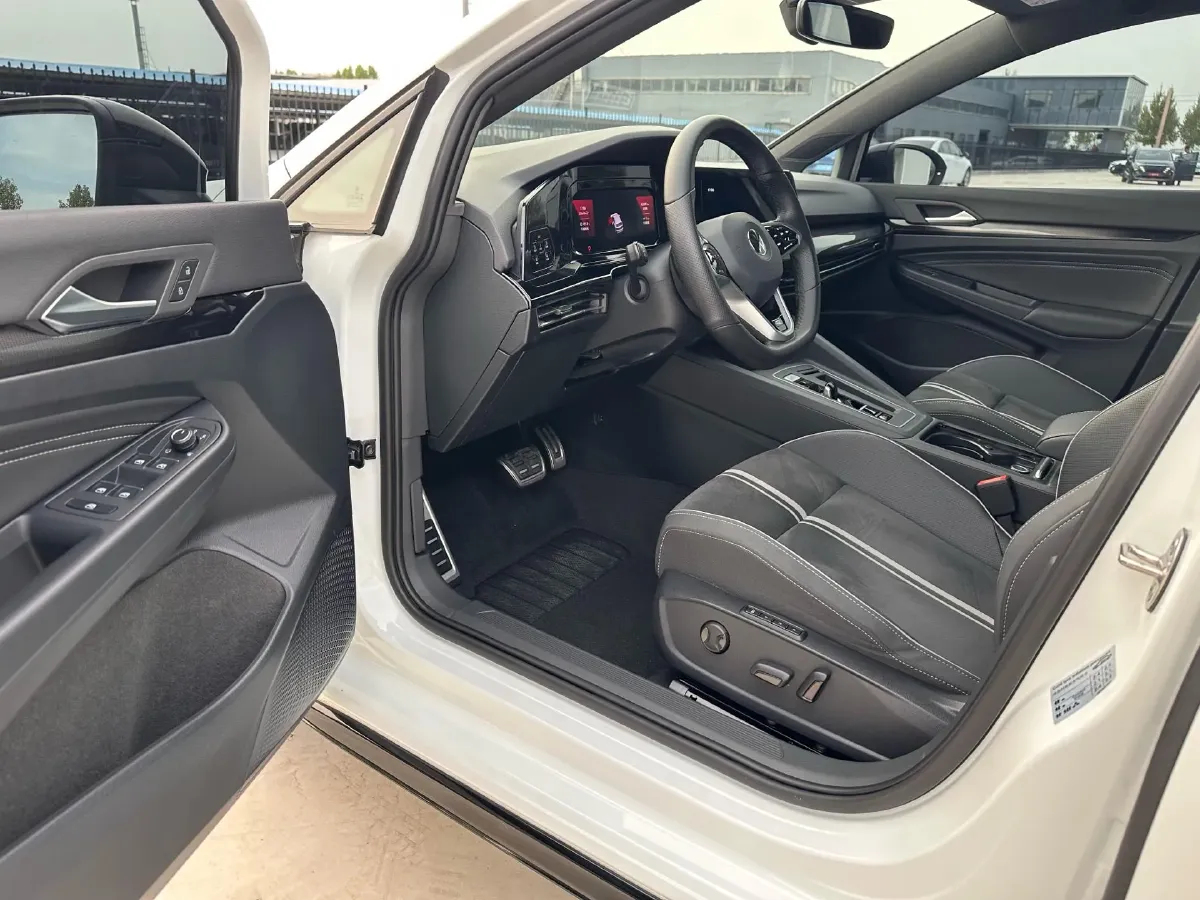 2021 Volkswagen Golf 1.4T 150HP L4 7DCT,autocango,china used car exporter,china ev exporter,chinese used car exporter,chinese used ev exporter