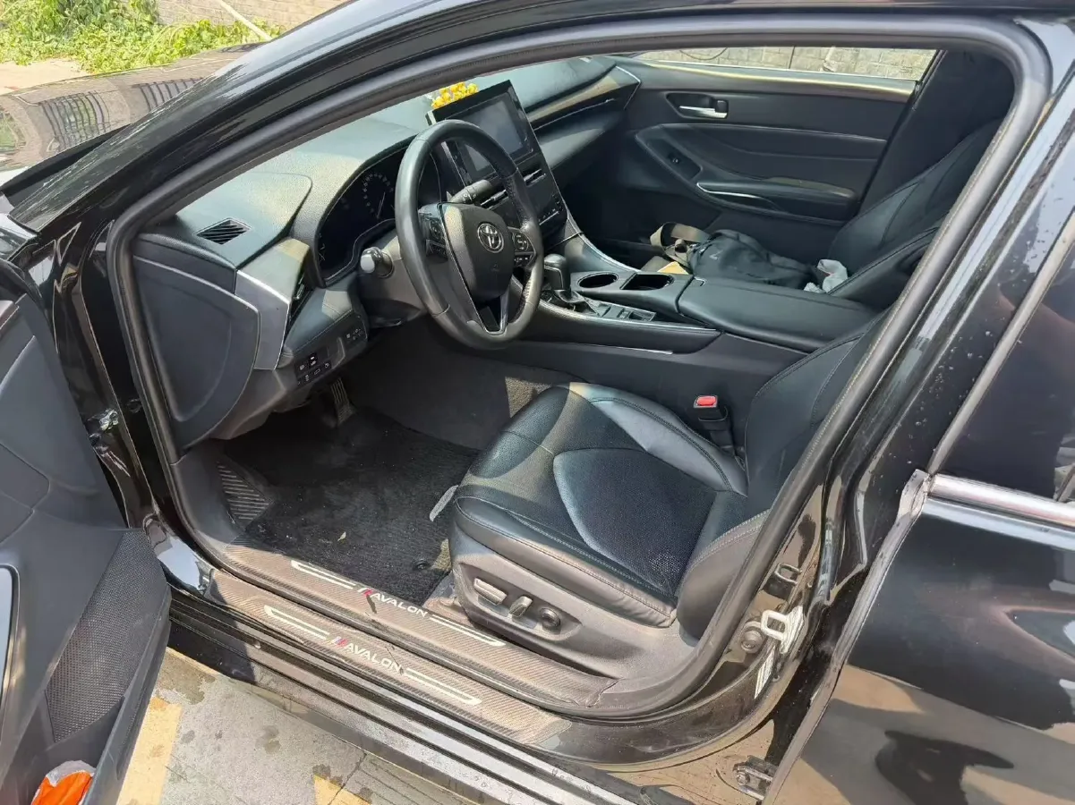 2024 Toyota Avalon 2.0L 173HP L4 CVT,autocango,china used car exporter,china ev exporter,chinese used car exporter,chinese used ev exporter