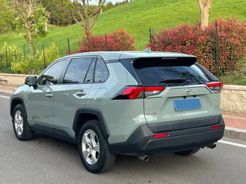 2020 Toyota RAV4 2.0L 171HP L4 CVT,autocango,china used car exporter,china ev exporter,chinese used car exporter,chinese used ev exporter