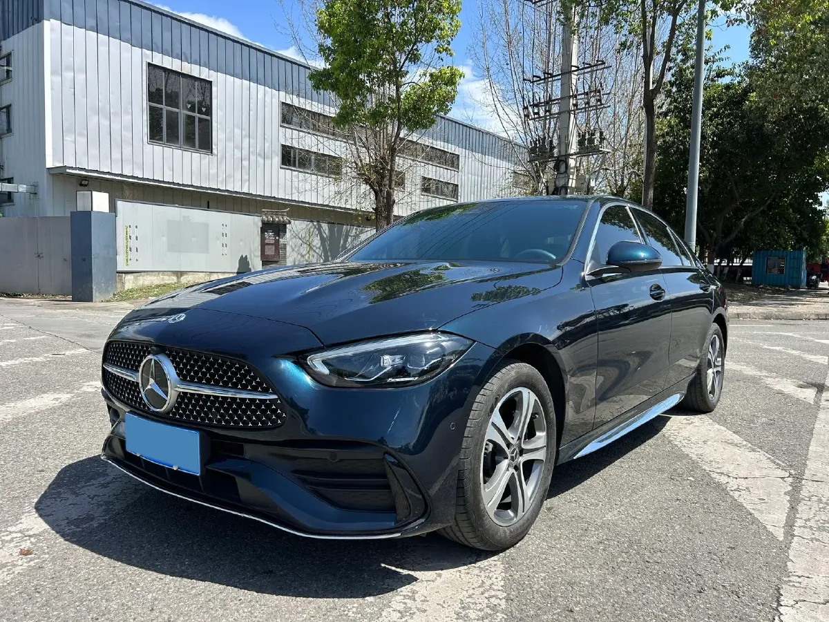 2022 Mercedes-Benz C Class 1.5T 170HP L4 9AT,autocango,china used car exporter,china ev exporter,chinese used car exporter,chinese used ev exporter