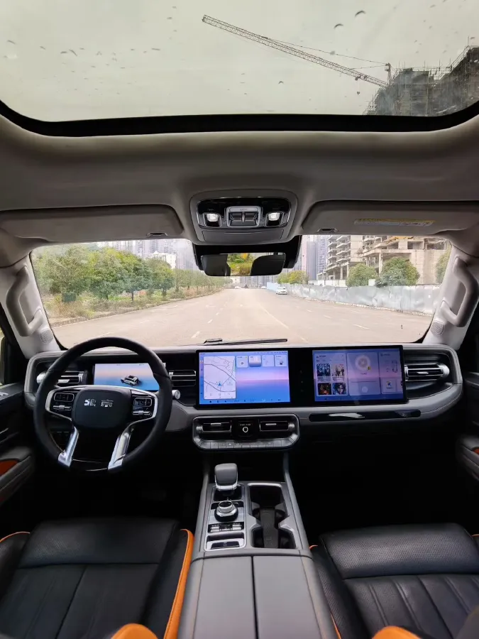 2023 Beijing BJ40 2.0T 224HP L4 8AT,autocango,china used car exporter,china ev exporter,chinese used car exporter,chinese used ev exporter