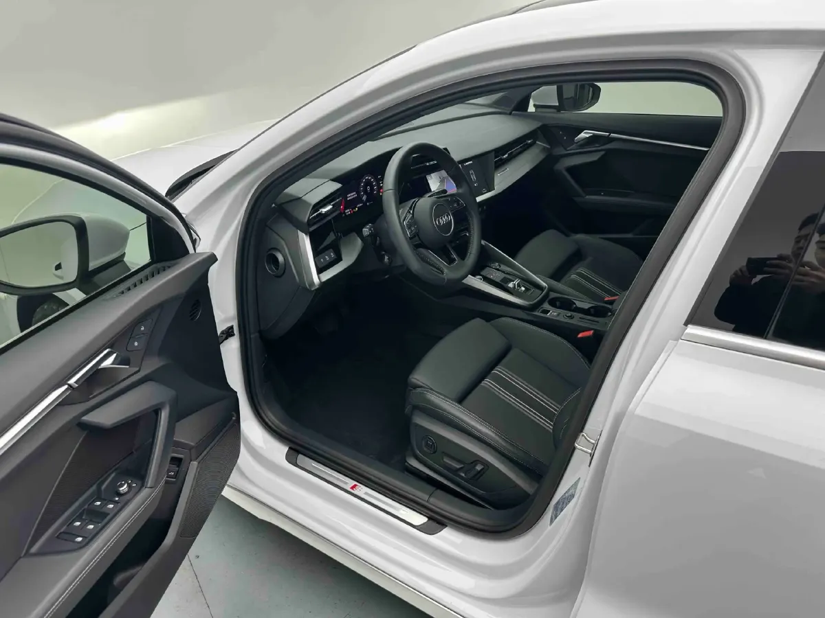 2021 Audi A3 1.4T 150HP L4 7DCT,autocango,china used car exporter,china ev exporter,chinese used car exporter,chinese used ev exporter