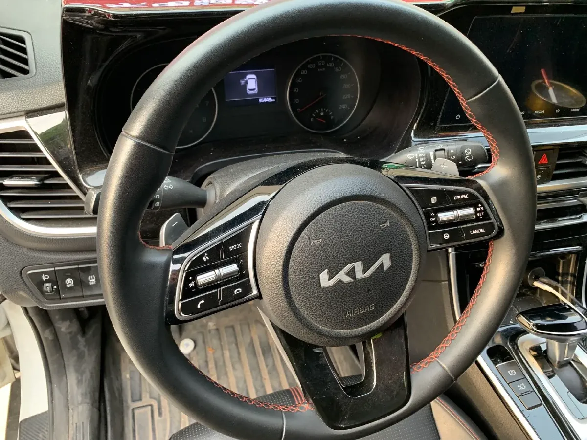 2021 Kia KX3 1.5L 115HP L4 CVT,autocango,china used car exporter,china ev exporter,chinese used car exporter,chinese used ev exporter