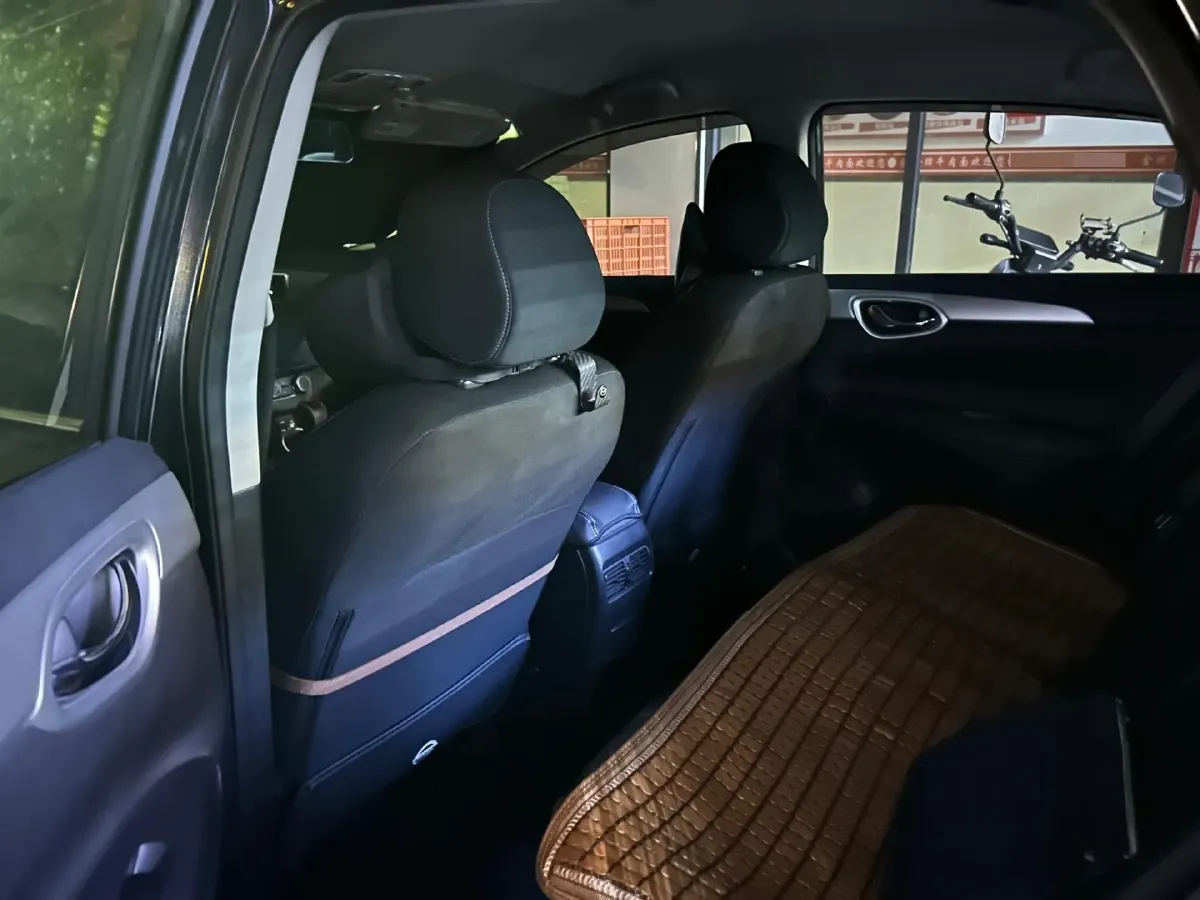 2024 Nissan Sylphy 1.6L 122HP L4 CVT,autocango,china used car exporter,china ev exporter,chinese used car exporter,chinese used ev exporter