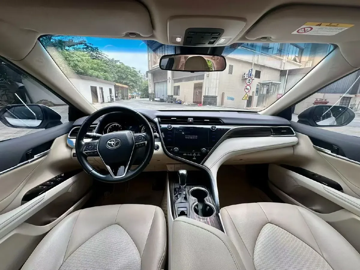 2021 Toyota Camry 2.0L 178HP L4 CVT,autocango,china used car exporter,china ev exporter,chinese used car exporter,chinese used ev exporter