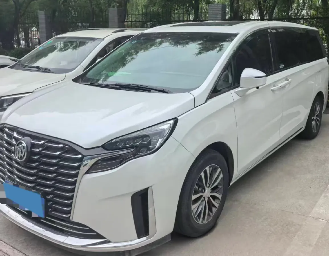 2023 Buick GL8 2.0T 237HP L4 9AT,autocango,china used car exporter,china ev exporter,chinese used car exporter,chinese used ev exporter