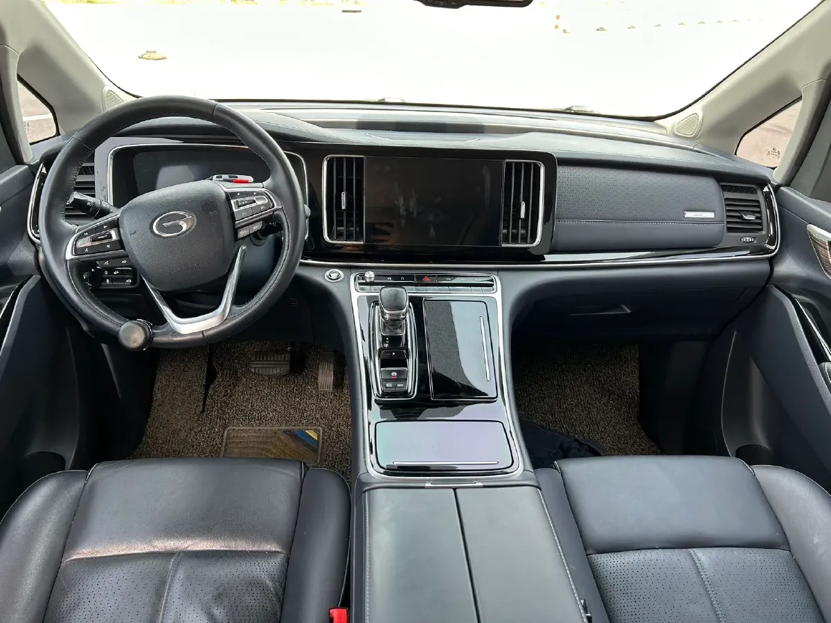 2021 GAC Trumpchi M8 2.0T 252HP L4 8AT,autocango,china used car exporter,china ev exporter,chinese used car exporter,chinese used ev exporter