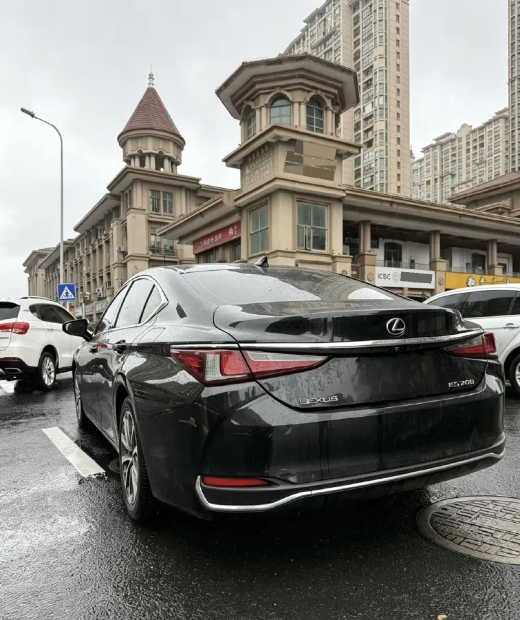 2021 Lexus ES 2.0L 173HP L4 CVT,autocango,china used car exporter,china ev exporter,chinese used car exporter,chinese used ev exporter