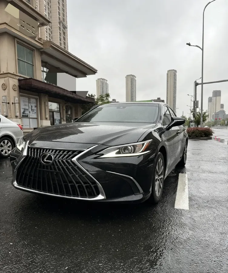 2021 Lexus ES 2.0L 173HP L4 CVT,autocango,china used car exporter,china ev exporter,chinese used car exporter,chinese used ev exporter
