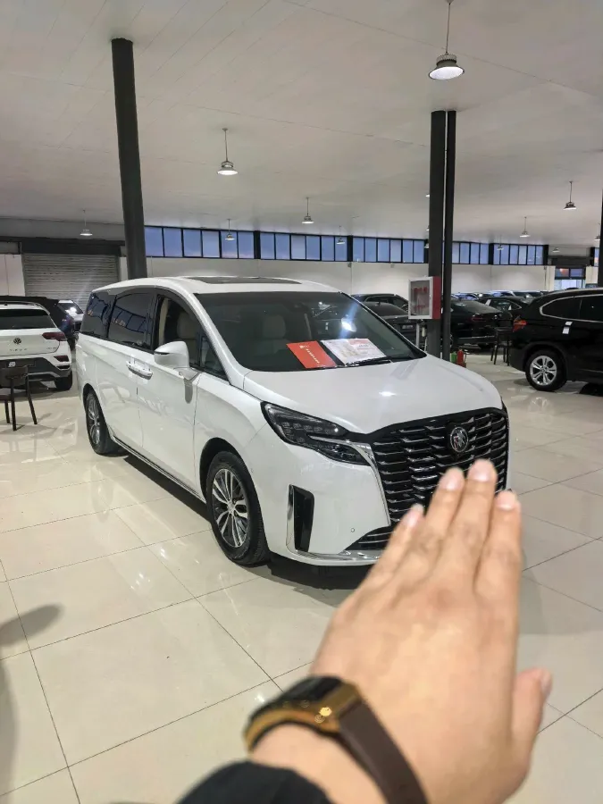 2023 Buick GL8 2.0T 237HP L4 9AT,autocango,china used car exporter,china ev exporter,chinese used car exporter,chinese used ev exporter