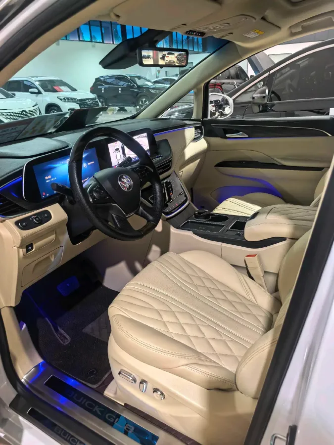 2023 Buick GL8 2.0T 237HP L4 9AT,autocango,china used car exporter,china ev exporter,chinese used car exporter,chinese used ev exporter