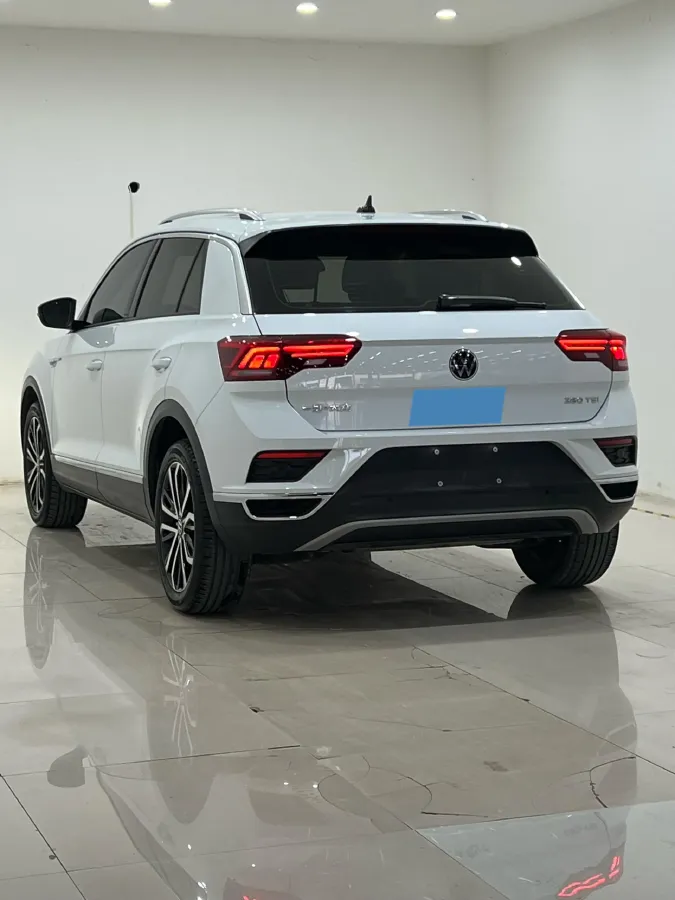 2021 Volkswagen T-Roc 1.4T 150HP L4 7DCT,autocango,china used car exporter,china ev exporter,chinese used car exporter,chinese used ev exporter