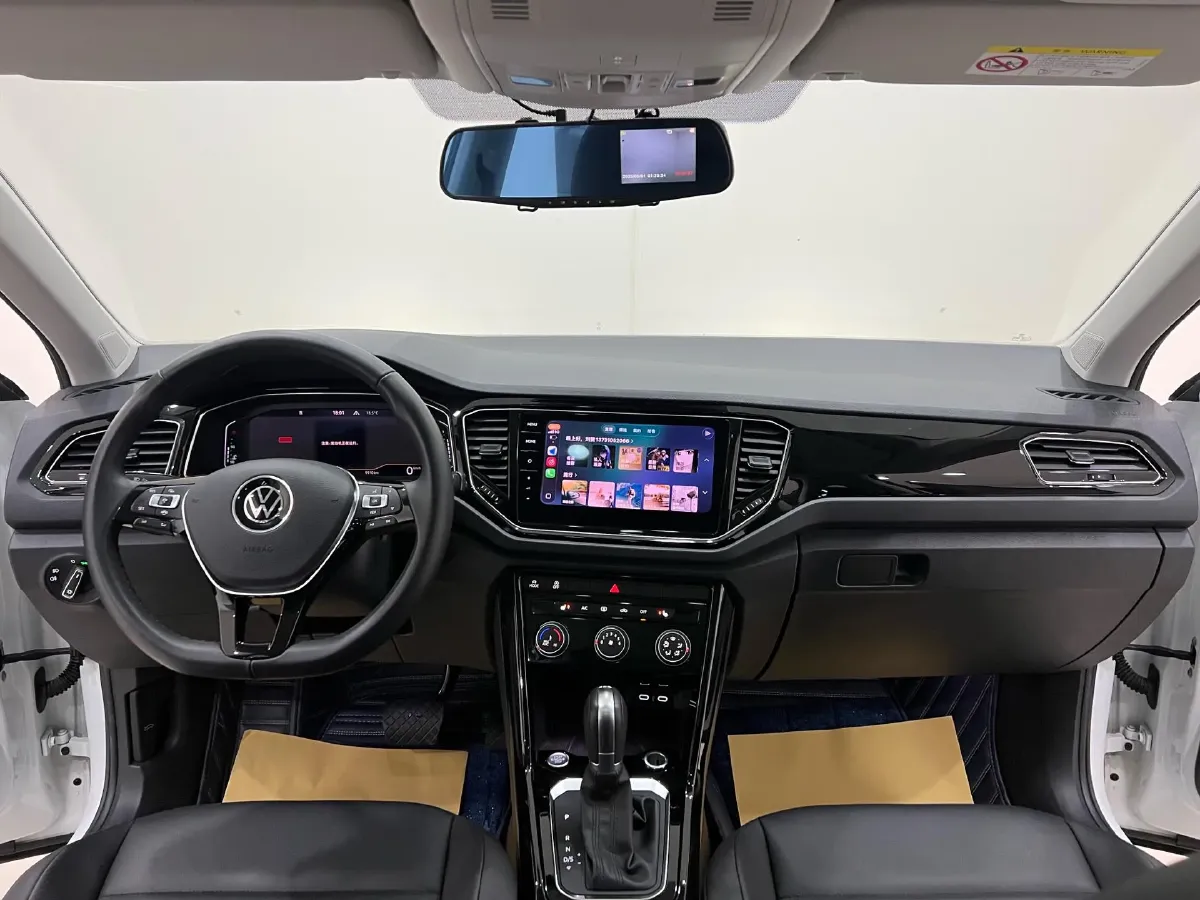 2021 Volkswagen T-Roc 1.4T 150HP L4 7DCT,autocango,china used car exporter,china ev exporter,chinese used car exporter,chinese used ev exporter