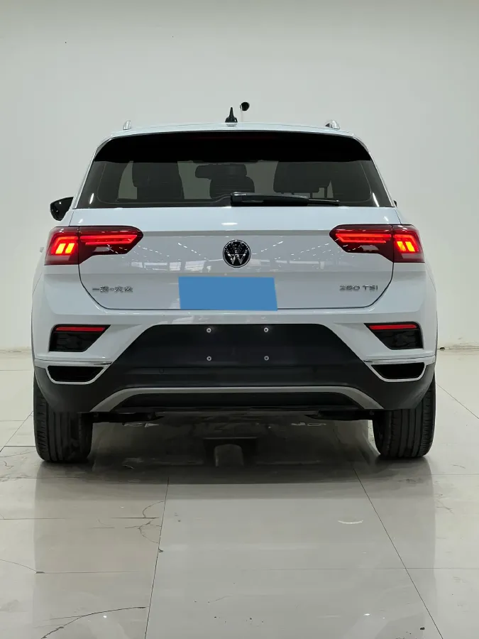 2021 Volkswagen T-Roc 1.4T 150HP L4 7DCT,autocango,china used car exporter,china ev exporter,chinese used car exporter,chinese used ev exporter