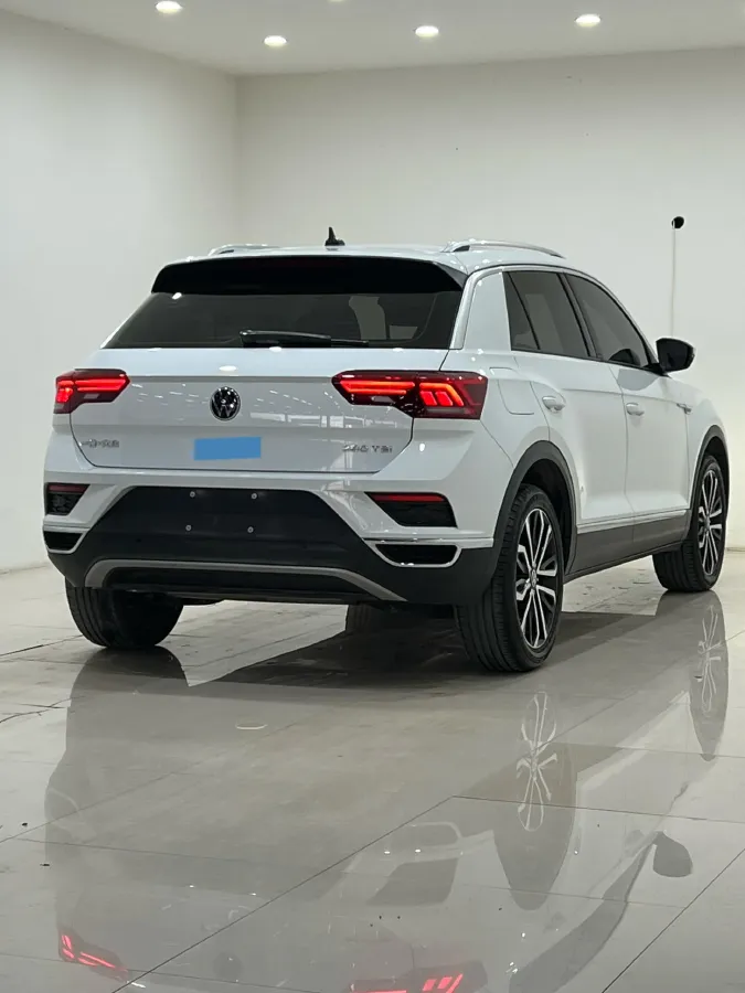 2021 Volkswagen T-Roc 1.4T 150HP L4 7DCT,autocango,china used car exporter,china ev exporter,chinese used car exporter,chinese used ev exporter