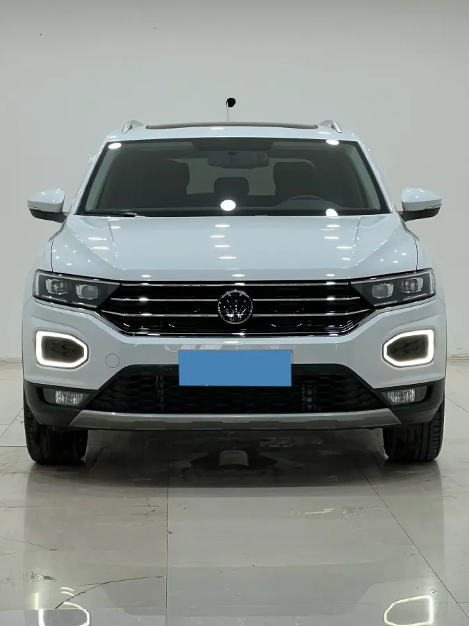 2021 Volkswagen T-Roc 1.4T 150HP L4 7DCT,autocango,china used car exporter,china ev exporter,chinese used car exporter,chinese used ev exporter