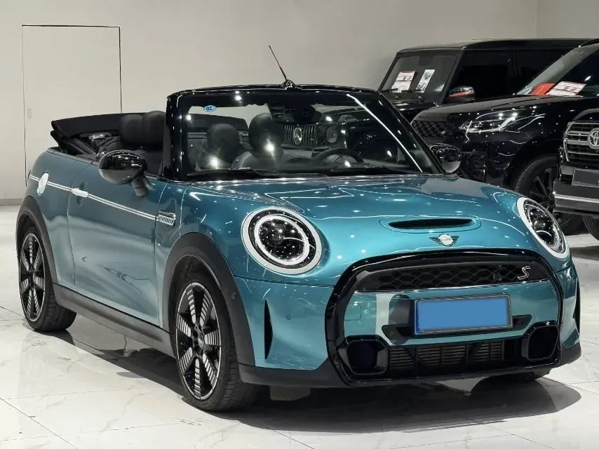 2023 MINI MINI 2.0T 192HP L4 7DCT,autocango,china used car exporter,china ev exporter,chinese used car exporter,chinese used ev exporter