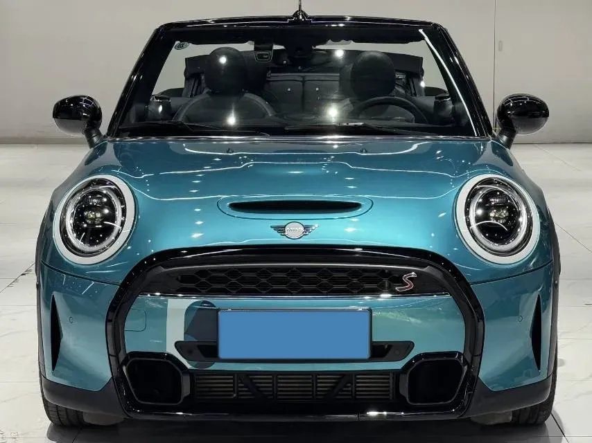 2023 MINI MINI 2.0T 192HP L4 7DCT,autocango,china used car exporter,china ev exporter,chinese used car exporter,chinese used ev exporter