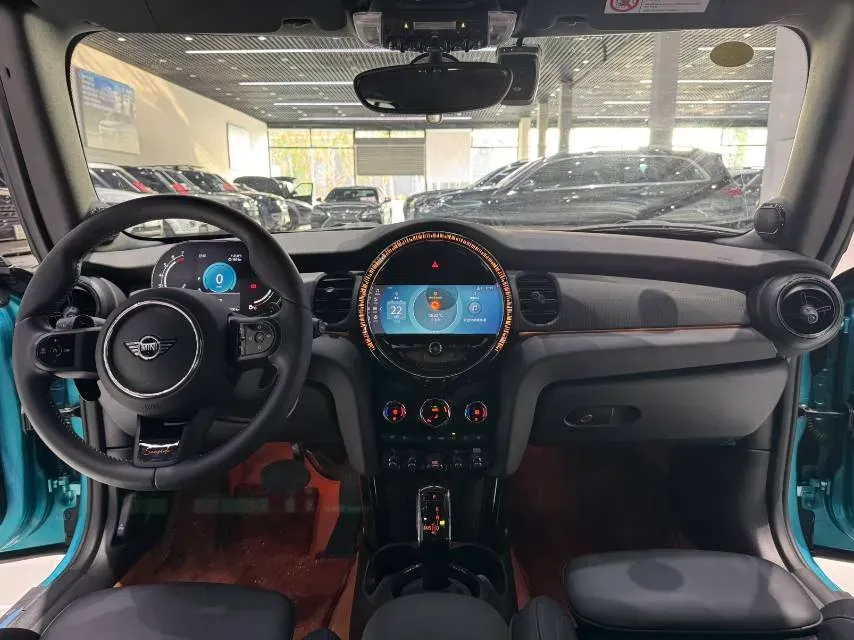 2023 MINI MINI 2.0T 192HP L4 7DCT,autocango,china used car exporter,china ev exporter,chinese used car exporter,chinese used ev exporter