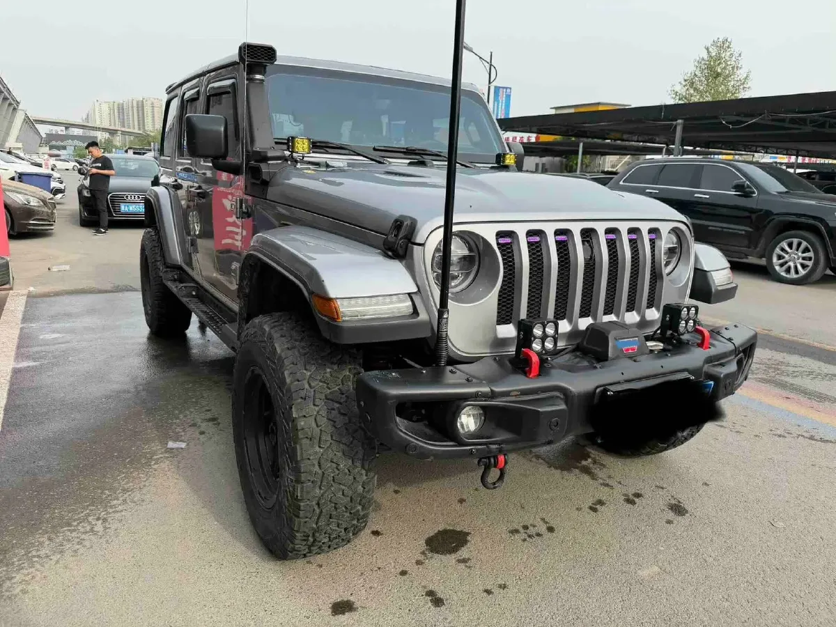 2019 Jeep Wrangler 2.0T 266HP L4 8AT,autocango,china used car exporter,china ev exporter,chinese used car exporter,chinese used ev exporter