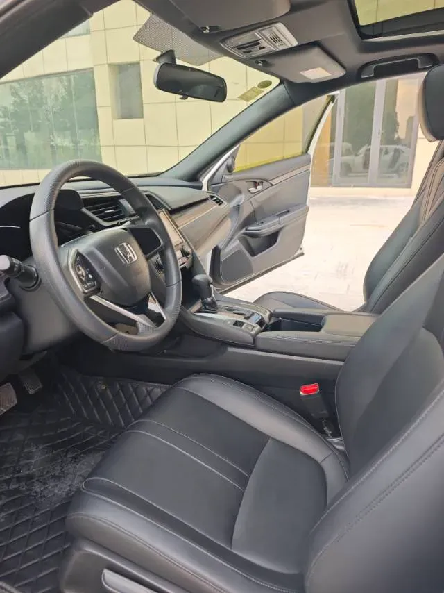 2021 Honda Civic 1.5T 177HP L4 CVT,autocango,china used car exporter,china ev exporter,chinese used car exporter,chinese used ev exporter