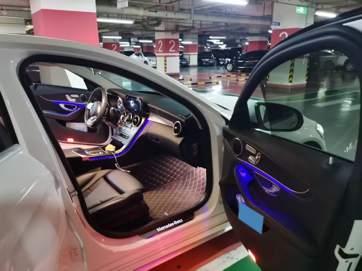 2020 Mercedes-Benz C Class 1.5T 184HP L4 9AT,autocango,china used car exporter,china ev exporter,chinese used car exporter,chinese used ev exporter