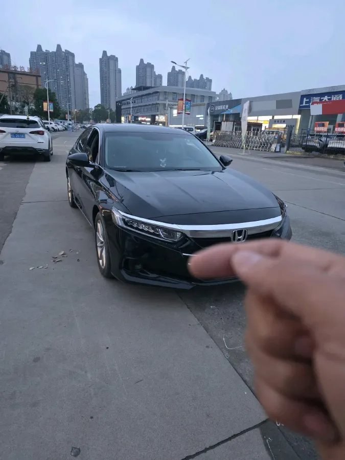 2022 Honda Accord 1.5T 194HP L4 CVT,autocango,china used car exporter,china ev exporter,chinese used car exporter,chinese used ev exporter