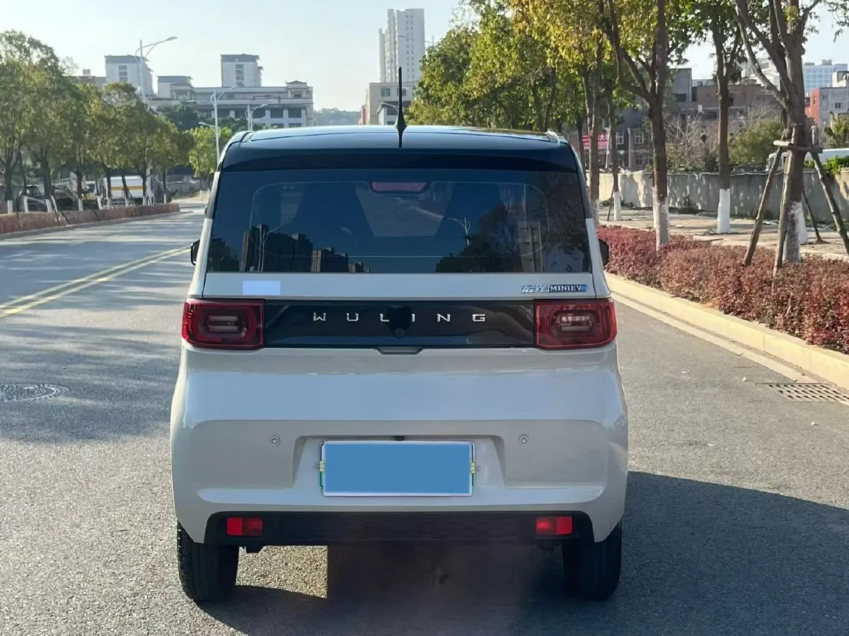 2022 WuLing HongGuang MINI EV BEV 9KWH,autocango,china used car exporter,china ev exporter,chinese used car exporter,chinese used ev exporter