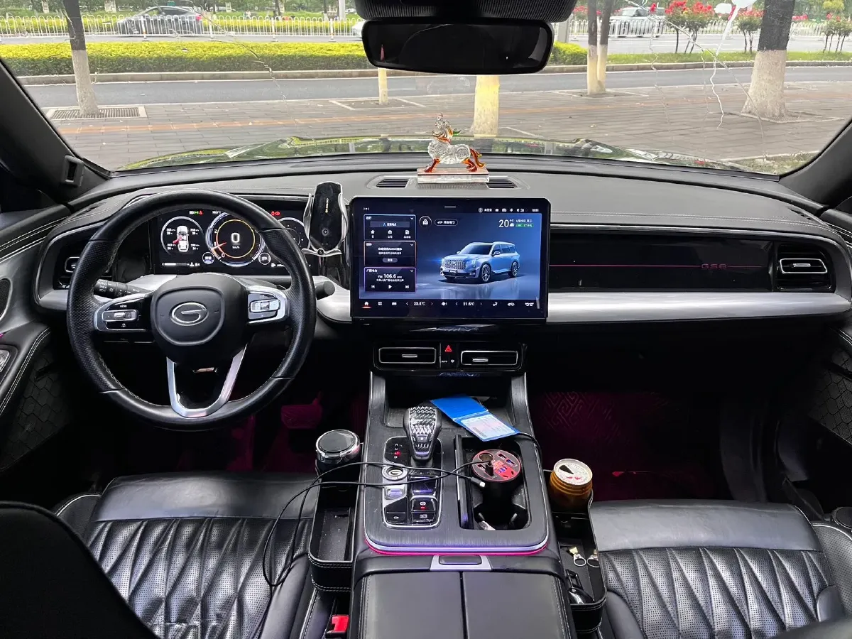 2022 GAC Trumpchi GS8 2.0T 252HP L4 8AT,autocango,china used car exporter,china ev exporter,chinese used car exporter,chinese used ev exporter