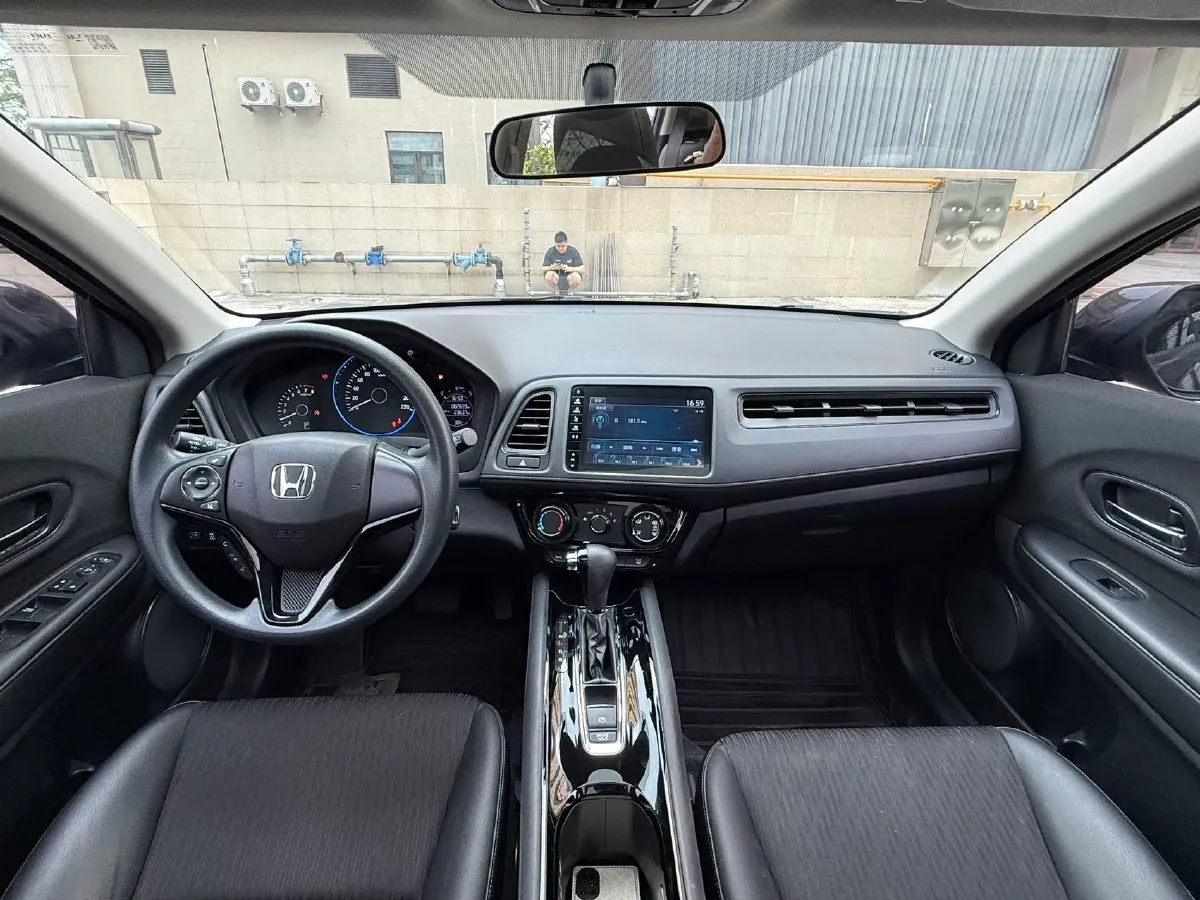 2022 Honda Vezel 1.5L 131HP L4 CVT,autocango,china used car exporter,china ev exporter,chinese used car exporter,chinese used ev exporter