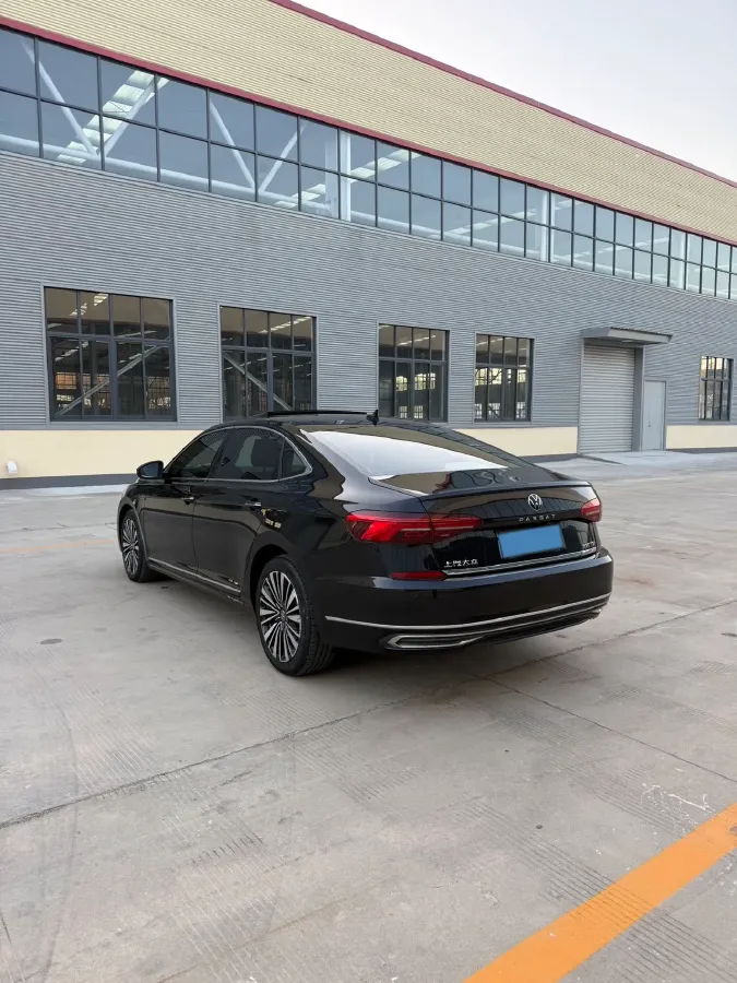 2020 Volkswagen Passat 2.0T 186HP L4 7DCT,autocango,china used car exporter,china ev exporter,chinese used car exporter,chinese used ev exporter