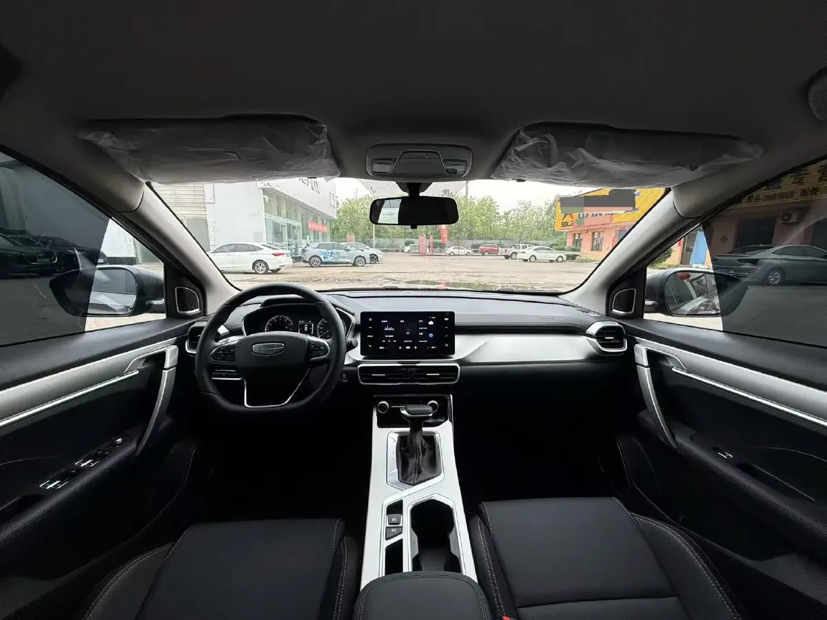 2025 Geely Coolray 1.5L 126HP L4 CVT,autocango,china used car exporter,china ev exporter,chinese used car exporter,chinese used ev exporter