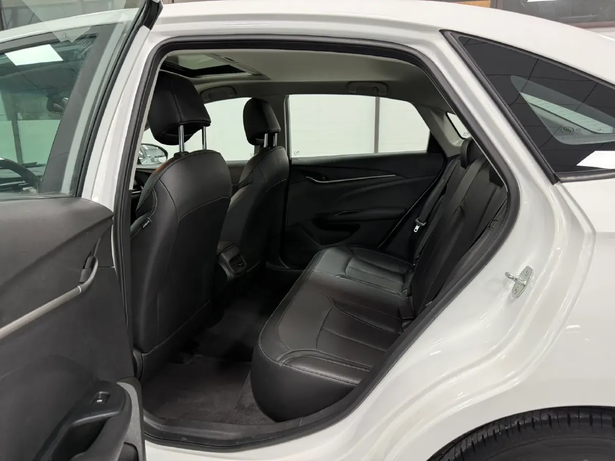 2021 Buick Excelle 1.5L 113HP L4 6AT,autocango,china used car exporter,china ev exporter,chinese used car exporter,chinese used ev exporter