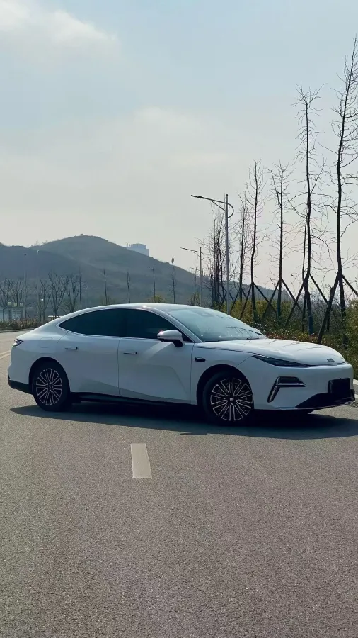 2025 Geely Galaxy Starshine 8 1.5L 112HP L4 1DHT PHEV,autocango,china used car exporter,china ev exporter,chinese used car exporter,chinese used ev exporter