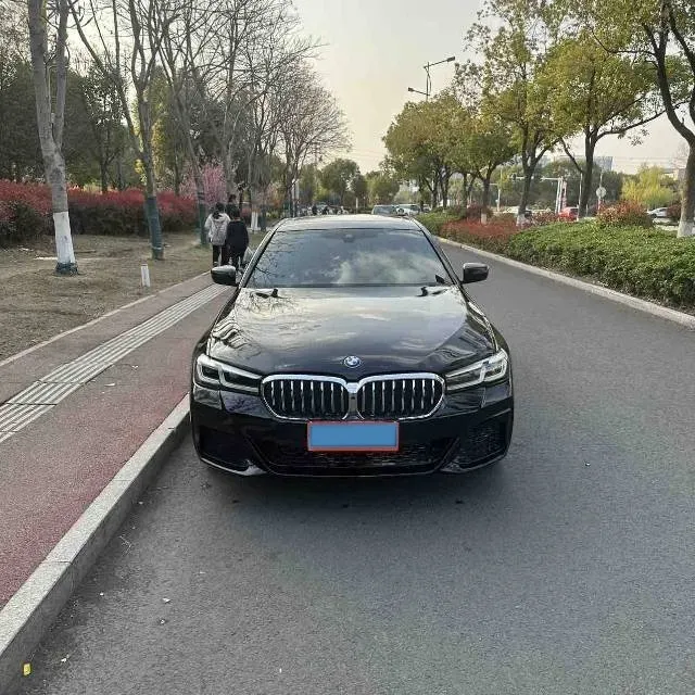 2022 BMW 5 Series 2.0T 252HP L4 8AT,autocango,china used car exporter,china ev exporter,chinese used car exporter,chinese used ev exporter