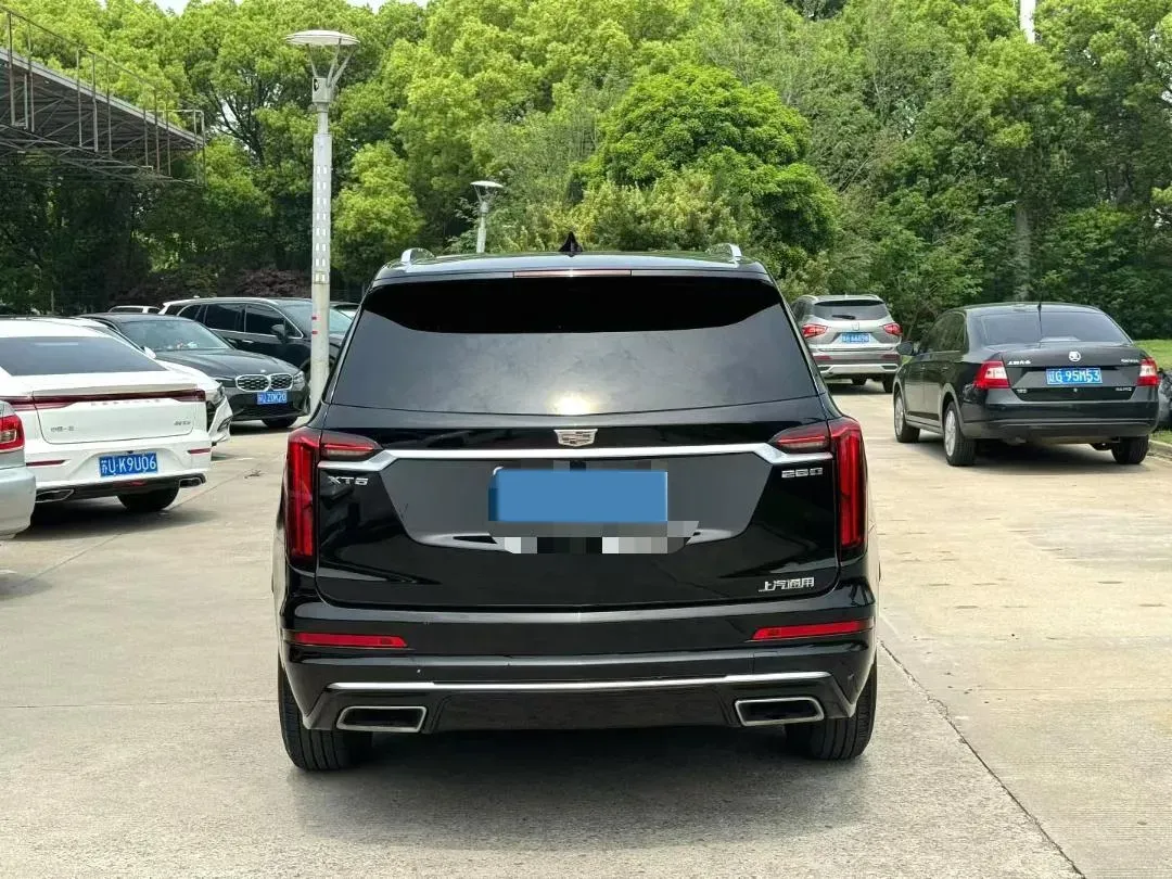 2022 Cadillac XT6 2.0T 237HP L4 9AT,autocango,china used car exporter,china ev exporter,chinese used car exporter,chinese used ev exporter