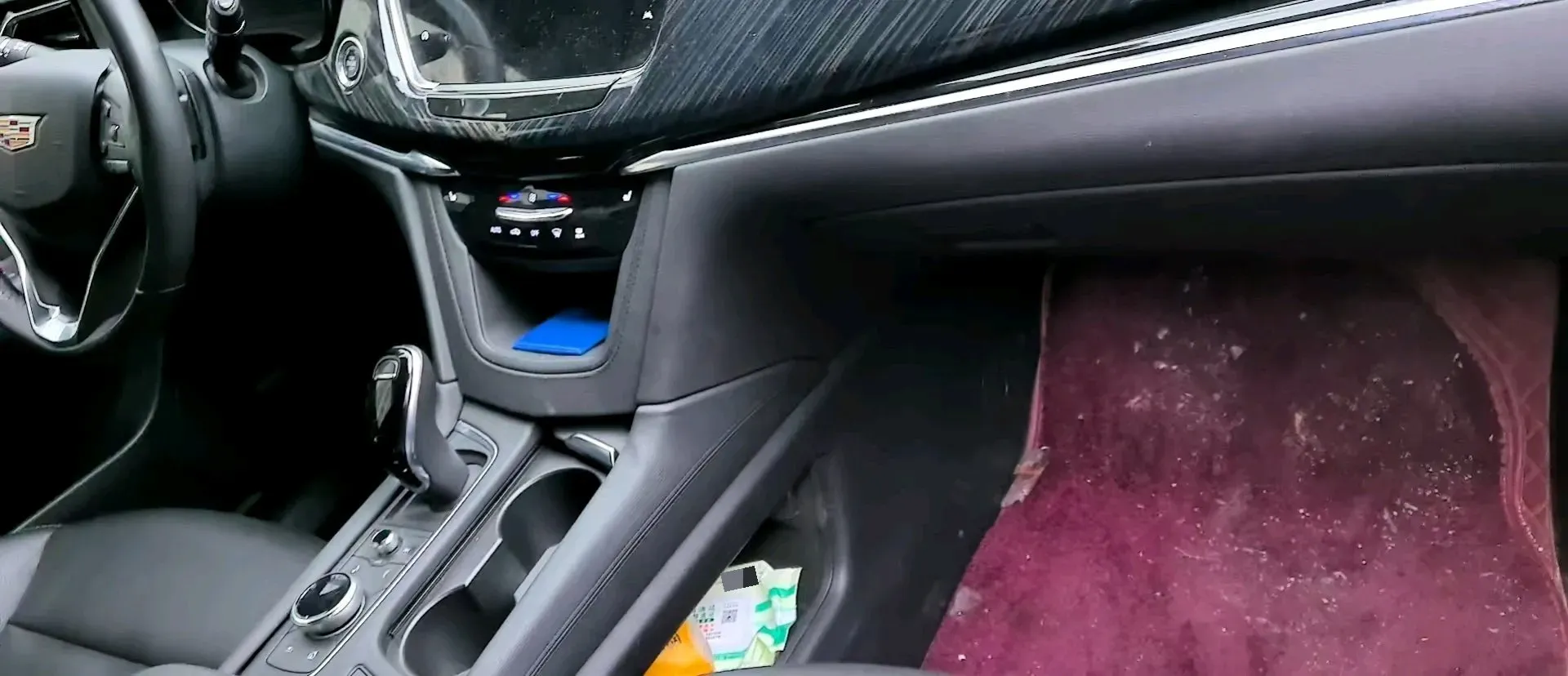 2022 Cadillac XT6 2.0T 237HP L4 9AT,autocango,china used car exporter,china ev exporter,chinese used car exporter,chinese used ev exporter