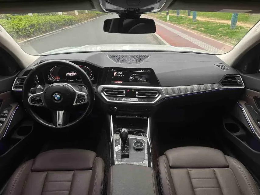 2021 BMW 3 Series 2.0T 184HP L4 8AT,autocango,china used car exporter,china ev exporter,chinese used car exporter,chinese used ev exporter