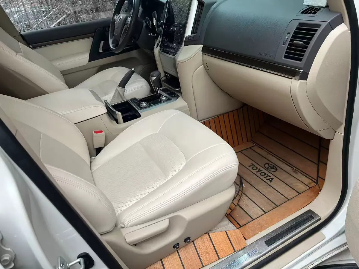 2019 Chevrolet Trax 1.0T 125HP L3 6AT,autocango,china used car exporter,china ev exporter,chinese used car exporter,chinese used ev exporter