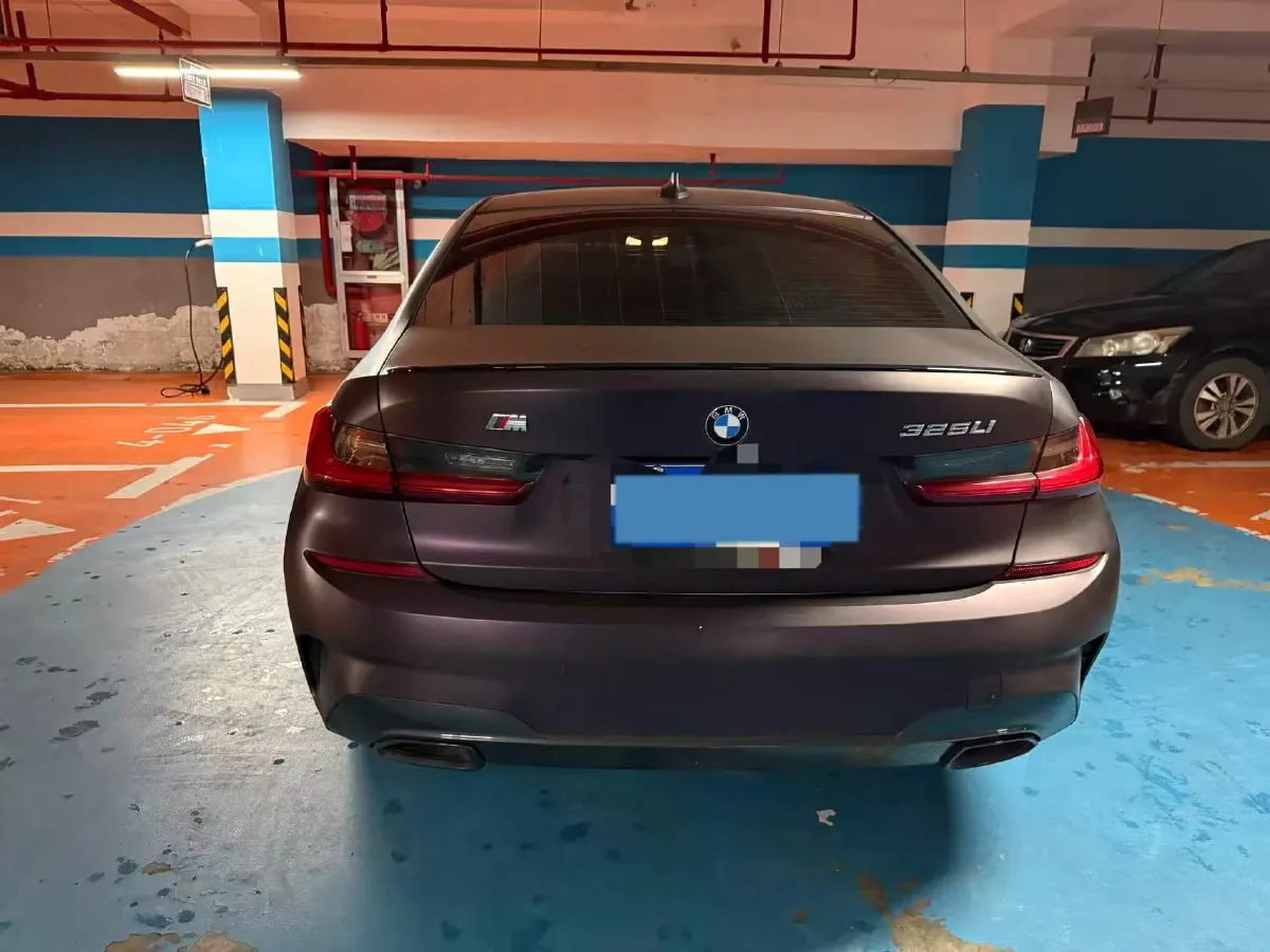 2021 BMW 3 Series 2.0T 184HP L4 8AT,autocango,china used car exporter,china ev exporter,chinese used car exporter,chinese used ev exporter