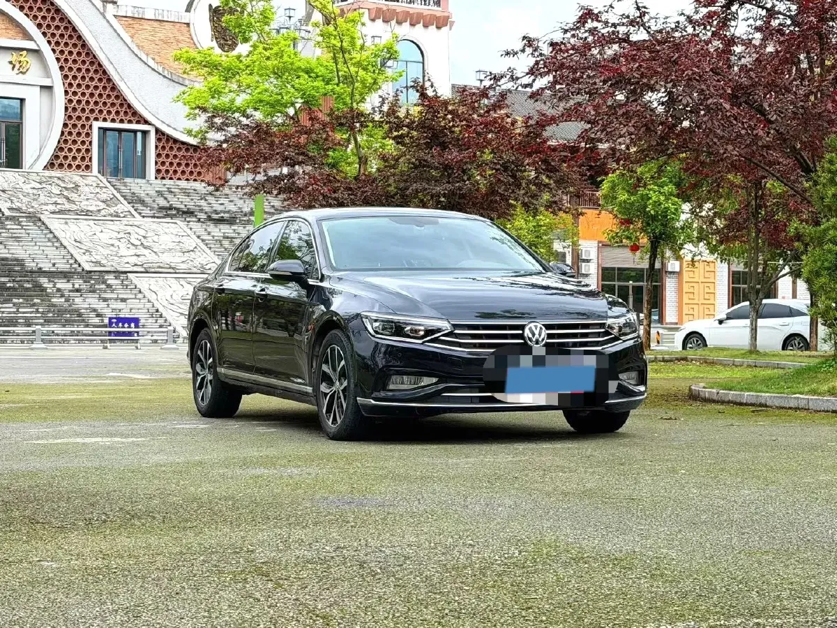 2020 Volkswagen Magotan 2.0T 186HP L4 7DCT,autocango,china used car exporter,china ev exporter,chinese used car exporter,chinese used ev exporter