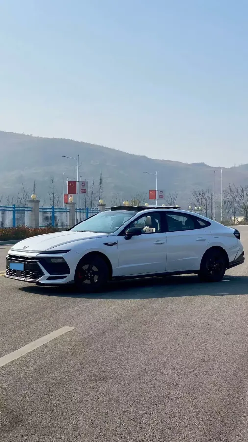 2024 Hyundai Sonata 2.0T 250HP L4 8AT,autocango,china used car exporter,china ev exporter,chinese used car exporter,chinese used ev exporter