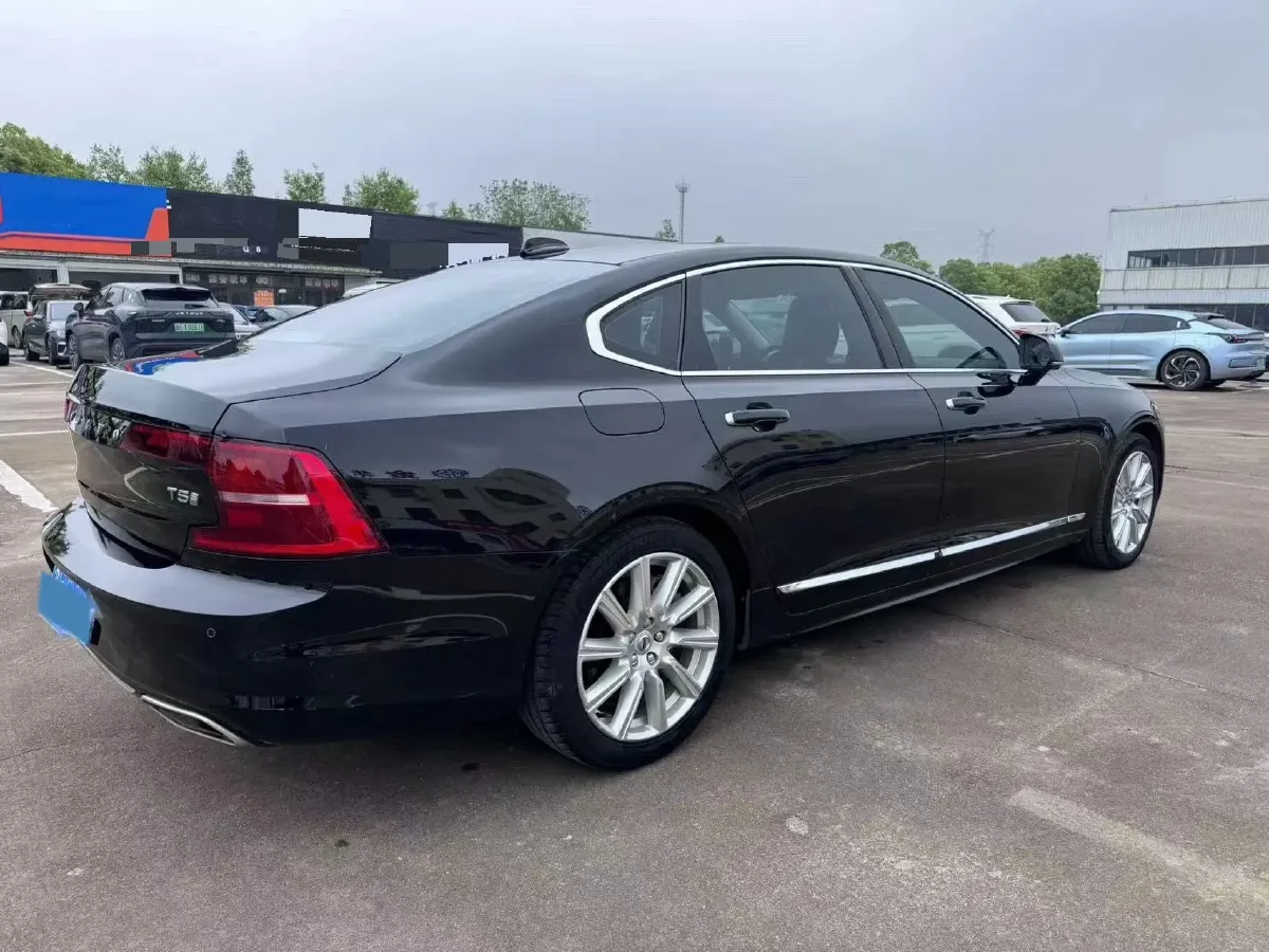 2020 Volvo S90 2.0T 254HP L4 8AT,autocango,china used car exporter,china ev exporter,chinese used car exporter,chinese used ev exporter