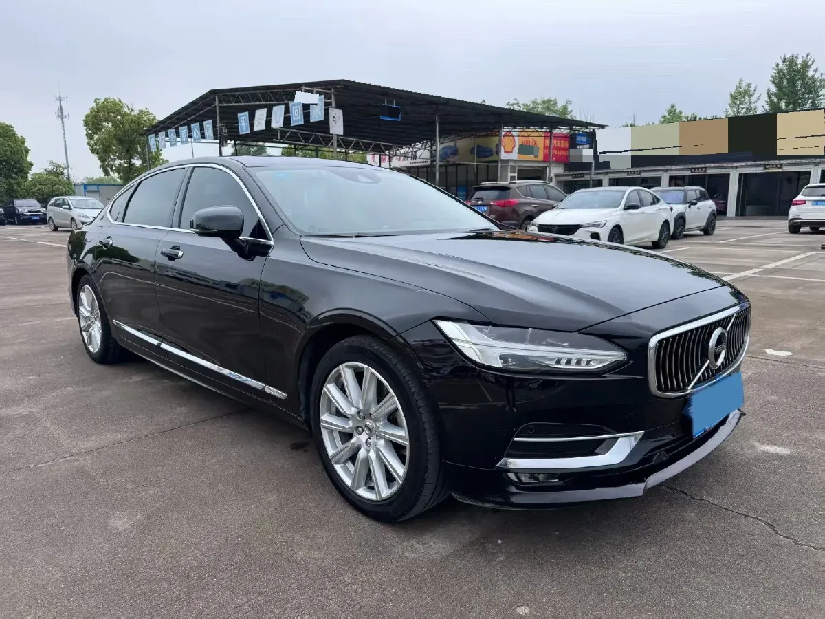 2020 Volvo S90 2.0T 254HP L4 8AT,autocango,china used car exporter,china ev exporter,chinese used car exporter,chinese used ev exporter