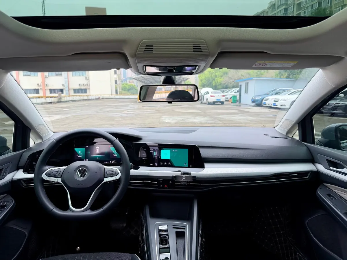 2023 Volkswagen Golf 1.4T 150HP L4 7DCT,autocango,china used car exporter,china ev exporter,chinese used car exporter,chinese used ev exporter