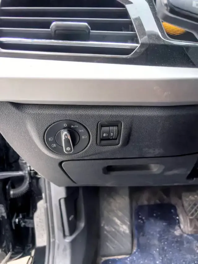 2022 Volkswagen T-Roc 1.4T 150HP L4 7DCT,autocango,china used car exporter,china ev exporter,chinese used car exporter,chinese used ev exporter