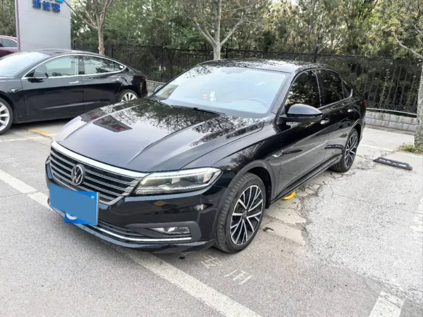 2022 Volkswagen T-Roc 1.4T 150HP L4 7DCT,autocango,china used car exporter,china ev exporter,chinese used car exporter,chinese used ev exporter