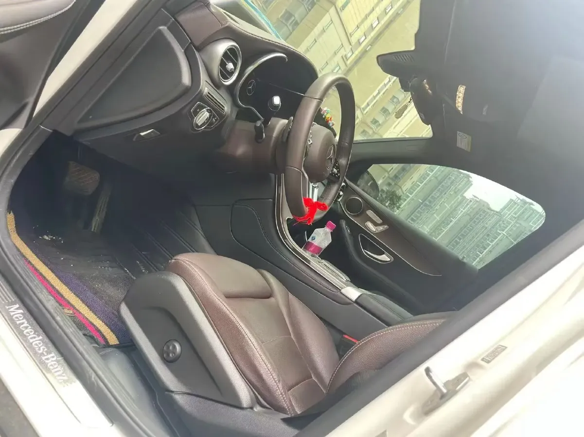 2022 Mercedes-Benz GLC Class 2.0T 197HP L4 9AT,autocango,china used car exporter,china ev exporter,chinese used car exporter,chinese used ev exporter